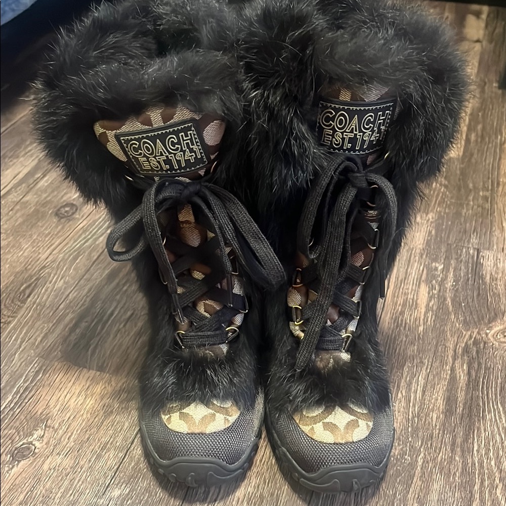 Coach Brown with Black Fur Lace-Up Winter Boots